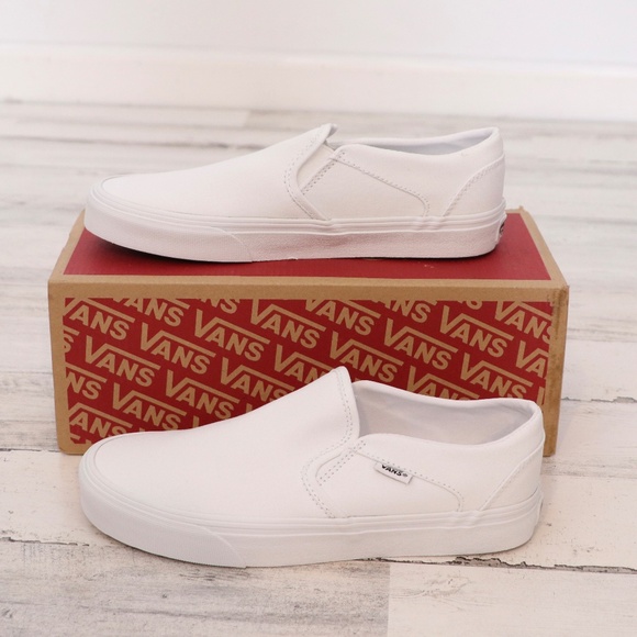 Vans Asher Slip On True White Womens 8 New in  Box - Picture 2 of 8